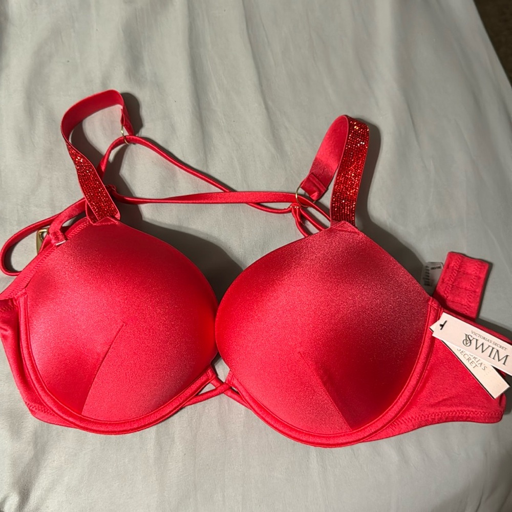 VS Swim Top NWT 36C